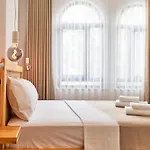Hotel Audo Local 4*