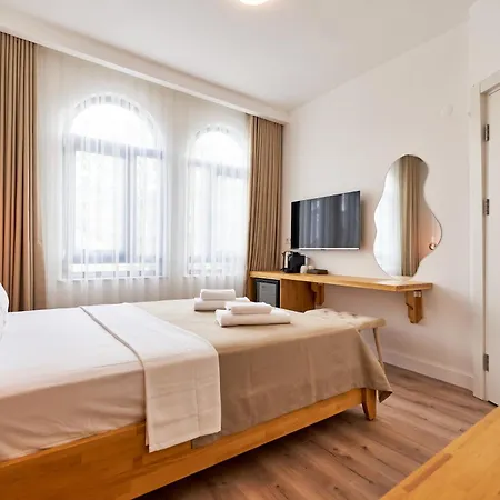Hotell Audo Local Antalya