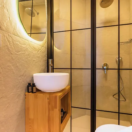 Audo Local * Antalya