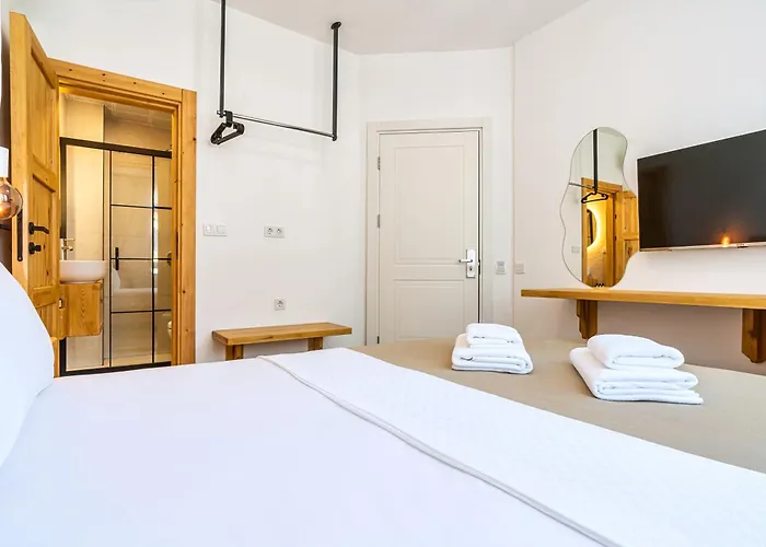 Audo Local 4* أنطاليا