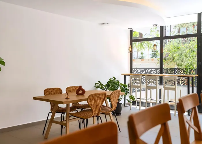 Audo Local 4* أنطاليا