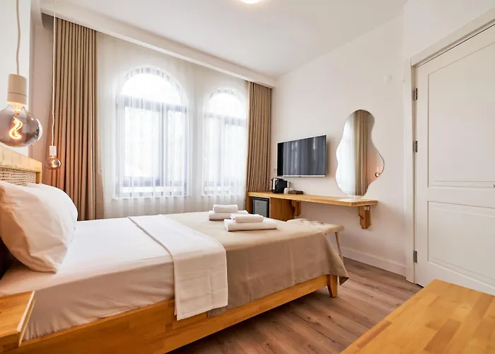 Hotell Audo Local Antalya